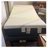 MMM095 Icomfort By Serta Bed Frame And Matress