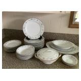 KVF065 Noritake “Noble” China Dish Set