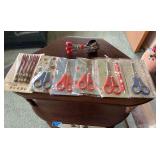 KVF072 - Scissors, Forks, And Spoons