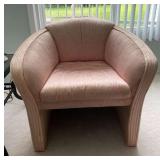 TTK034- Vintage Plush Barrel Chair