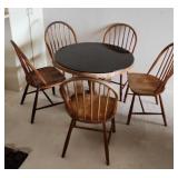 TOI031 - Table And Chair Set 