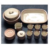 TOI143 - ARABIA FINLAND KORALLI 16-PIECE STONEWARE 