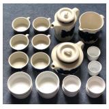 TOI144 - ARABIA FINLAND ANEMONE STONEWARE AND RAMEKINS