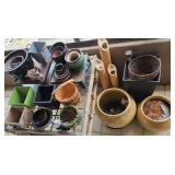 TOI186 - Planter Pots And More