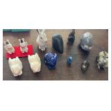 TOI190 - Bunny Figurines 