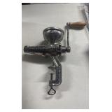 DFT213 - Miracle Wheat Grass Juicer