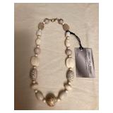 DFT380 Myrna Lee Chang Beige, Gold & Off-White Necklace New
