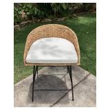 MTT170 Landis Woven Backed Counter Stool With Cushion New