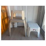 MFL025- (2) Rubbermaid Step Stools & Side Table
