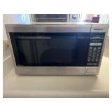 MPS063- Panasonic Microwave Oven 