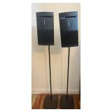 AAT033- (2) Bose Speakers
