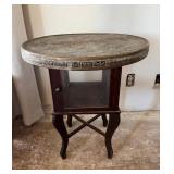 AAT107 Antique Looking Wooden End Table 