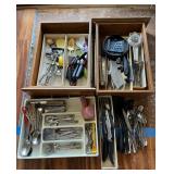 AAT108 Mystery Kitchen Utensils & Knives Lot