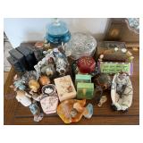 AAT166- Assorted Household Decor