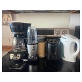 AAT263- Various Kitchen Appliances