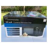 MMF038 Kenmore Countertop Microwave Oven New