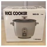 MMF131 Zojirushi 3 Cups Rice Cooker New