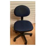 MMF183 Blue Desk Chair On Wheels