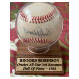 CIP130 - Brooks Robinson Signed Baseball 