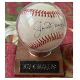 CIP131 - Joe DiMaggio Signed Baseball 