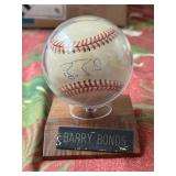 CIP133 - Barry Bonds Signed Baseball 