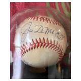 CIP135 - Joe DiMaggio Signed Baseball 