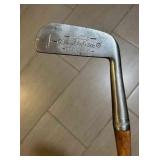 CIP156 - Antique Golf Club "Wright & Ditson" St. Andrews 