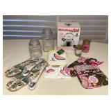 CCS191 KitchenAid Kettle, Kate Spade & Vera Bradley Kitchen Sets & More!
