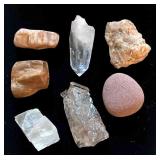 HFF031 Crystal Point And Rocks ????