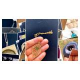 HAWAII KAI FANTASTIC FINDS! CTBids Online Auction • Bidding Ends 12/17/23 • Pickup 12/19/2023