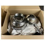 FTH196 Waring Commercial Belgian Waffle Maker, Panasonic Rice Cooker & More!