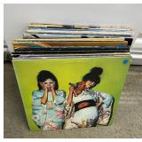 FTH242 Thirty Vintage Vinyl Records 