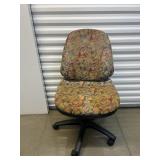 FTH293- Armless Office Chair
