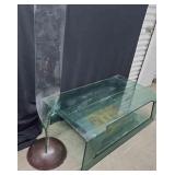 FTH308 - Greenglass Coffee Table And Scuplture