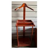 FTH363 Wooden Valet Stand