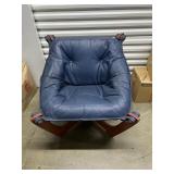 FTH436- Luna Lounge Chair