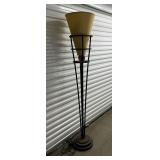 FTH459 Floor Lamp