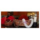 KLS031 Baskets, Lei, Uli