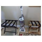 KLS056  Luggage Racks and Shark Navigator Vacuum
