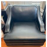NVN029- Comfy Black Leather? Arm Chair