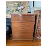 NVN157- Wooden Dresser 