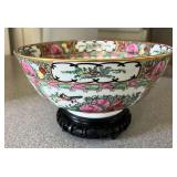 NVN195- Porcelain Rose Medallion Bowl