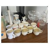 NVN208- Various Glassware & Decor