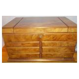 WWT011 Beautiful Briarwood Agresti Ladies Jewelry Chest