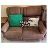 PPP034- Brown LA Z Boy Recliner