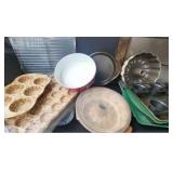 PPP183- Assorted Bakeware