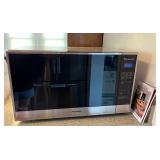 WWW062 Panasonic Microwave 