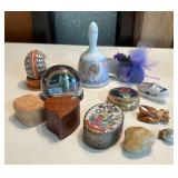 WWW151- Small Trinkets 