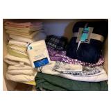 WWW156 Mystery Lot Of Bedding 