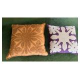 WWW199 Two Hawaiian Quilt Throw Pillows